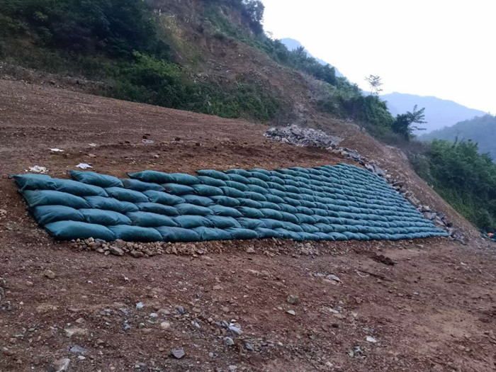 河道護坡之生態袋